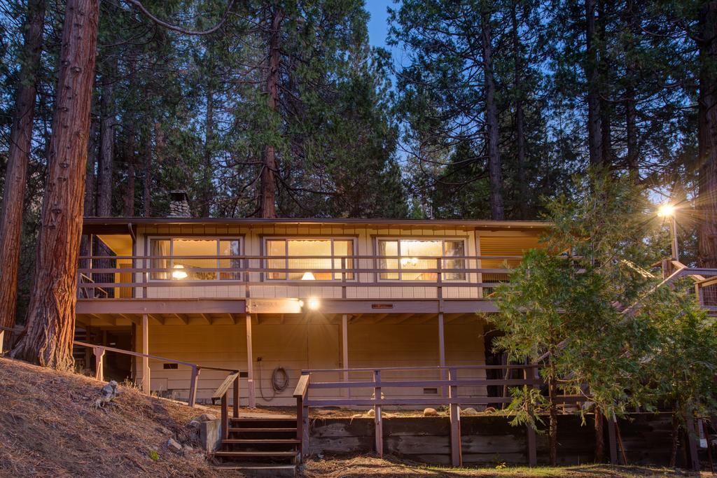11b Sequoia House * Wawona