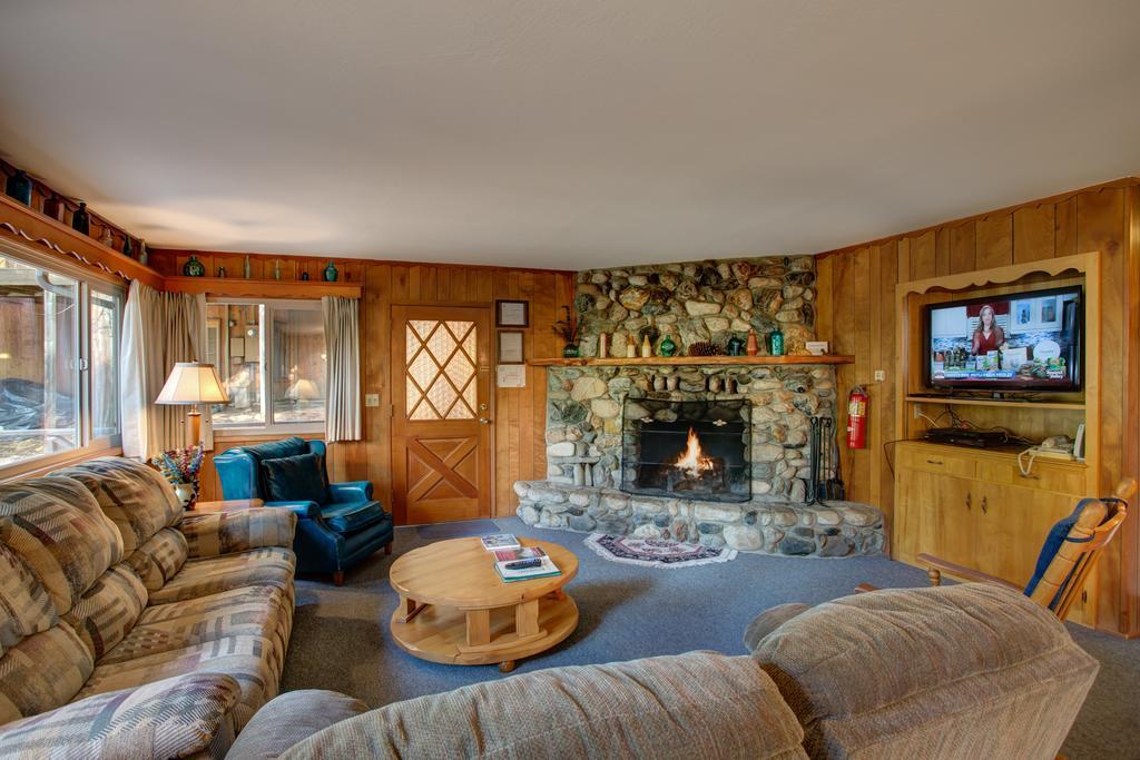 11b Sequoia House * Wawona